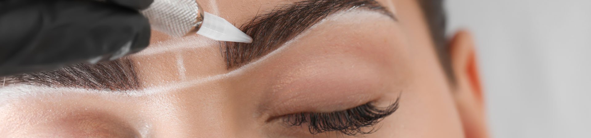 Semi-Permanent Eyebrows Makeup